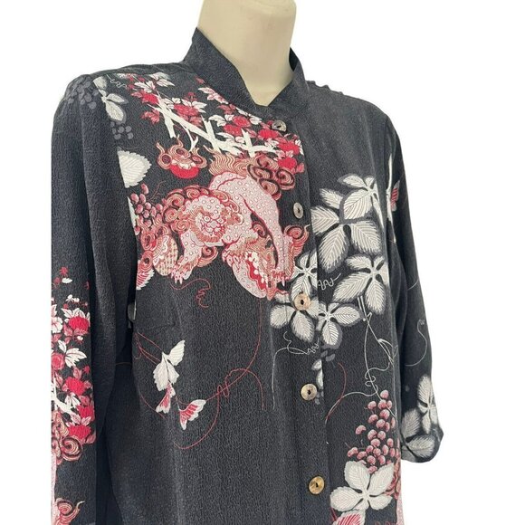 Citron Santa Monica Woman's Sz PM Gray 100% Silk Foo Dog Dragon Print Blouse - Picture 2 of 7